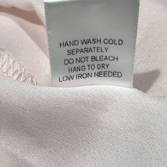 Woven Pink SWISS DOT, V NECK RUFFLE TRIM LONG SLEEVE FEMININE MINI DRESS SIZE M - Picture 12 of 13